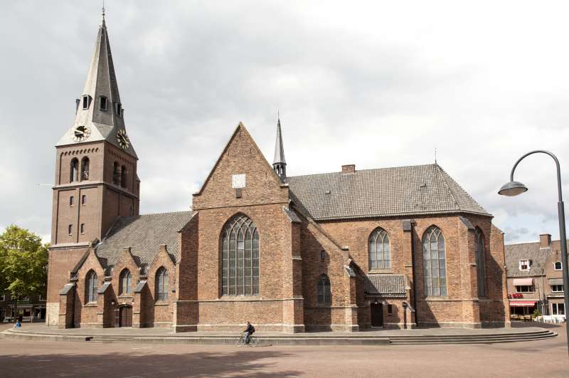 Waarom naar de kerk?